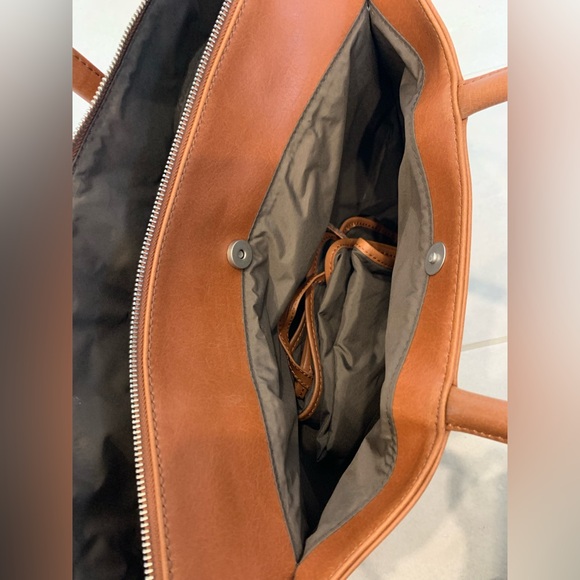 Mat and Nat weekender/diaper bag - Picture 7 of 9